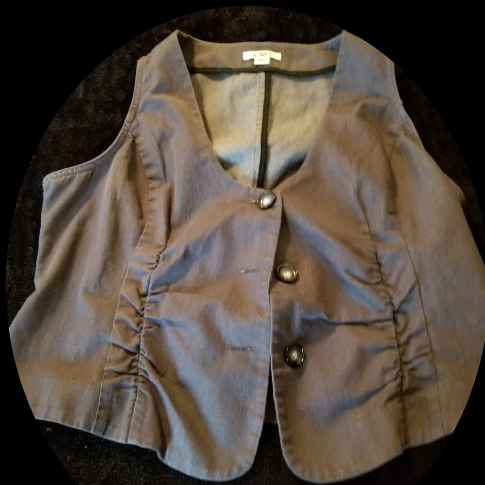 Unisex gray vest